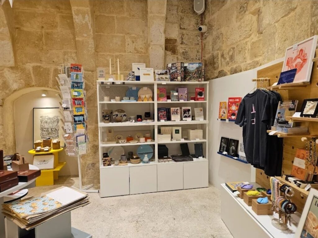 Il-lokal Souvenir shop Malta