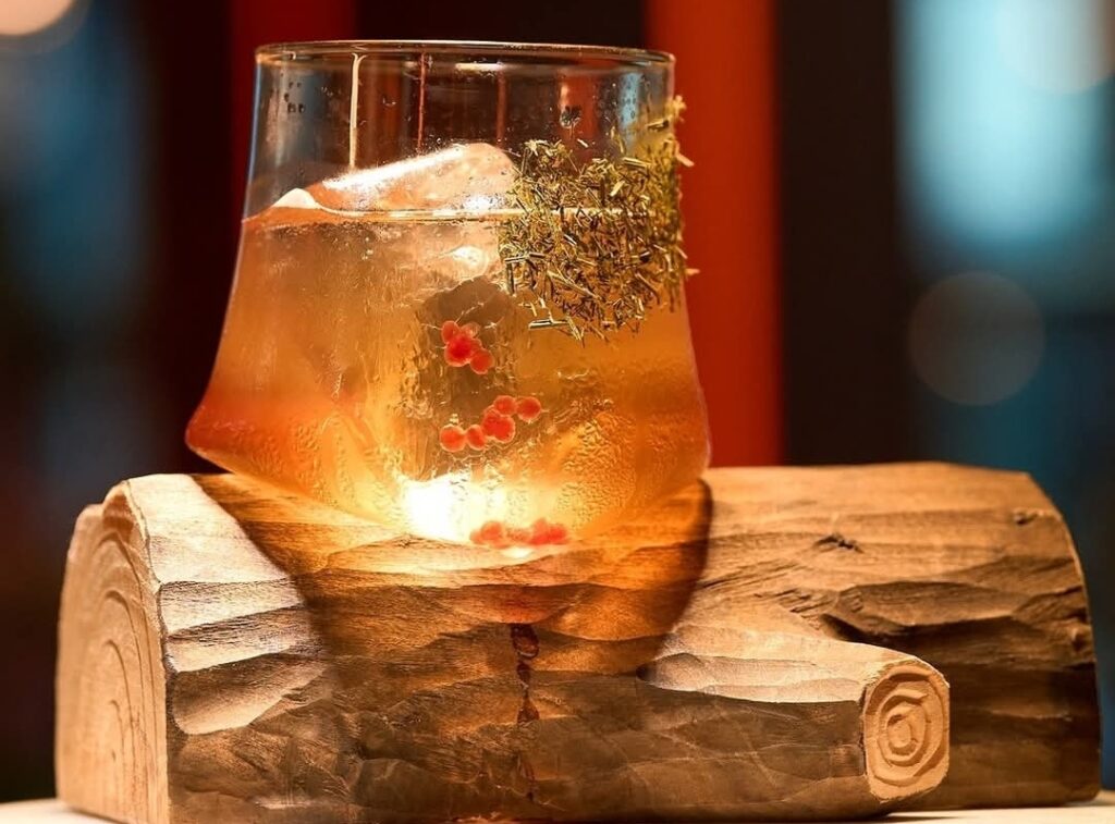 Best cocktail bars in Malta - Brass Bar , intercontinental St Julian's 