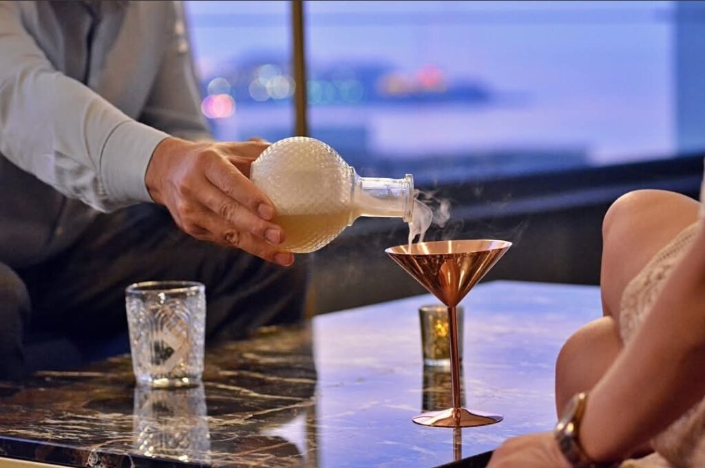 Best cocktail bars in Malta- Skyroom Cocktail Bar & Grill 