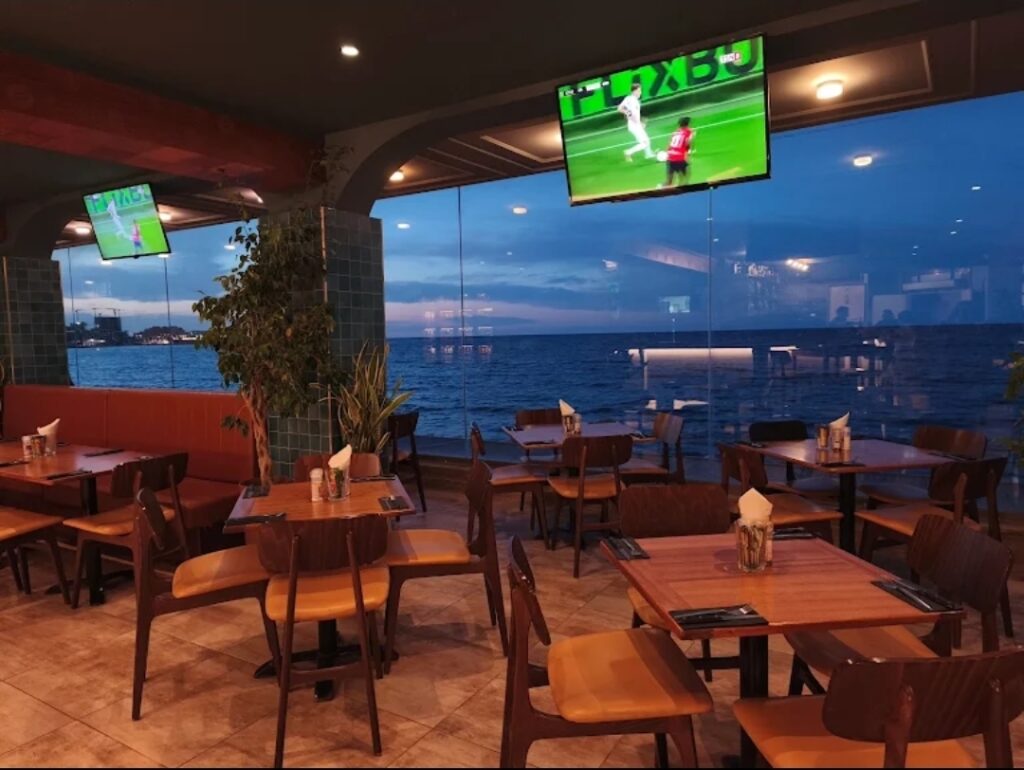 Surfside, Malta